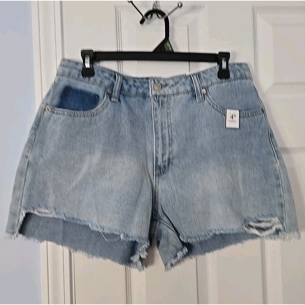 Time And Tru Womans Size 12 4" Inseam Denim Cut Offs